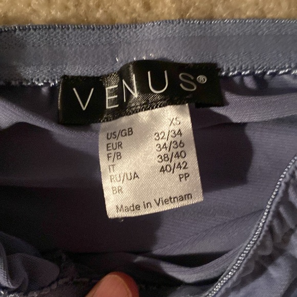 Venus dress EXTREMELY sexy and form fitting - Picture 6 of 9